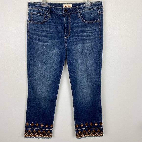 DRIFTWOOD Denim - NWOT Driftwood Colette Embroidered Cropped Jeans